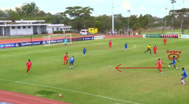 Immediate counter-press: Dwang steps out aggressively to engage the intended receiver, denying time and space on first touch and enabling quick regains immediately after loss of possession